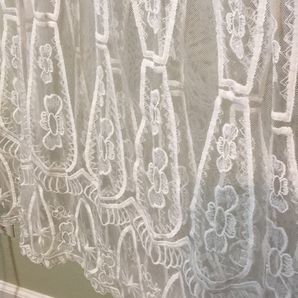 Lace dress floor length - Picture 6 of 10